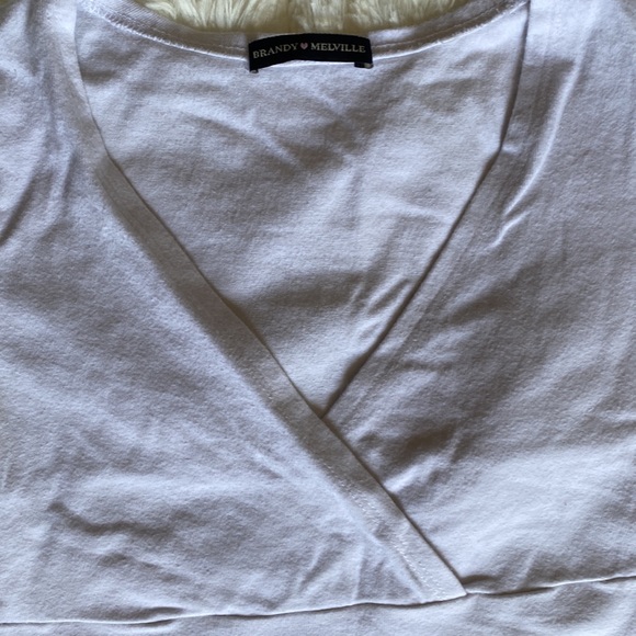 nice fitting white cross over crop top. from brandy melville - Picture 2 of 3